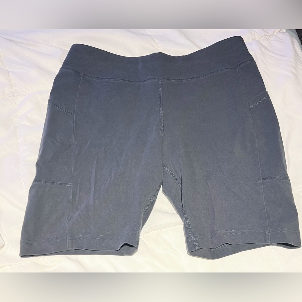 🌞 Bundle 3/$12 Terra & Sky Women's Gray Bike Shorts - Picture 2 of 4
